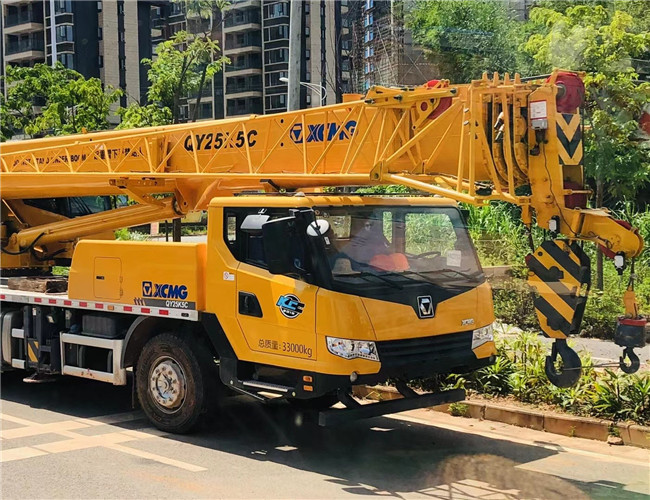 昆明市大件设备吊装租赁吊车