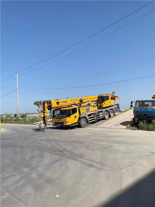 昆明市吊车作业时，可能会产生哪些额外收费项目？