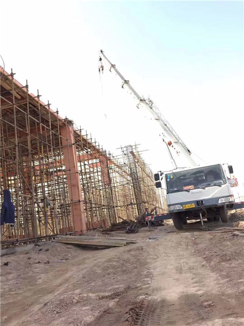 昆明市25 吨、50 吨吊车怎么选？多大重量 / 半径适合对应车型？